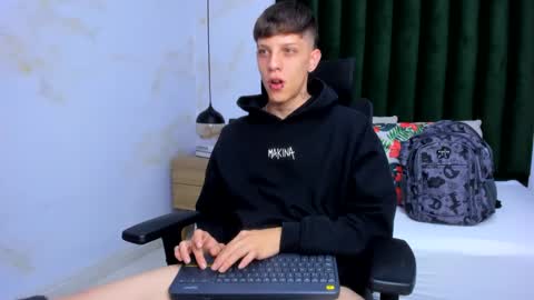 Adam online show from January 14, 8:04 pm