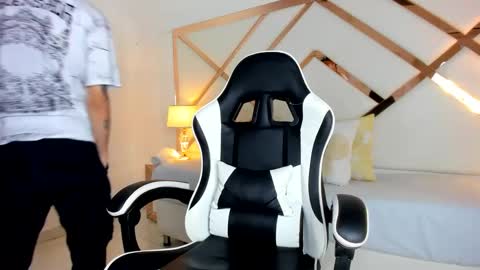 Adam online show from September 16, 7:25 pm