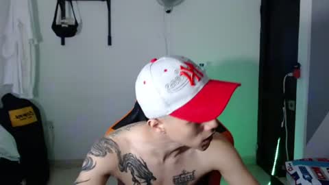 adam hot11 online show from June 21, 11:10 pm