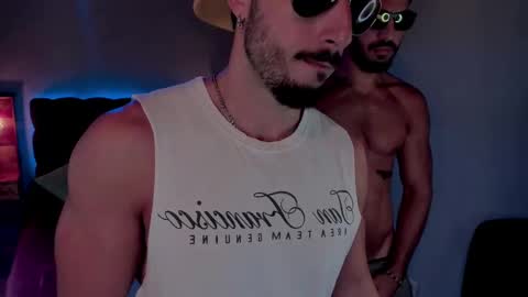 Hello welcome 3 online show from October 6, 6:34 pm