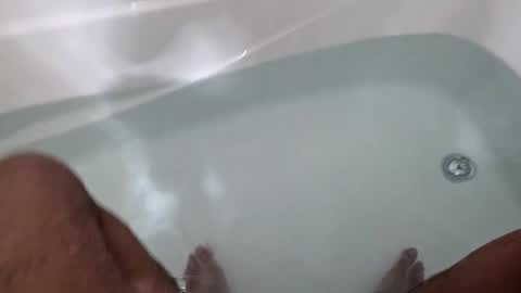 adamkapasi7 online show from February 8, 7:25 am