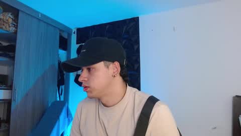 ADAM online show from December 4, 8:05 pm