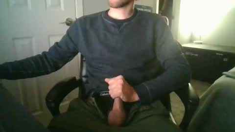 Snapshot of adamsjason20 chatting on January 7, 5:45 am adamsjason20 online show from January 7, 5:45 am