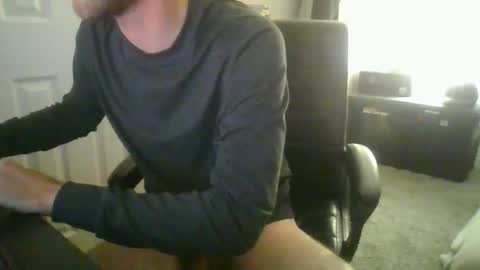 Snapshot of adamsjason20 chatting on March 12, 1:36 am adamsjason20 online show from March 12, 1:36 am