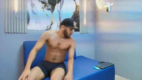 Adams online show from September 26, 10:18 pm