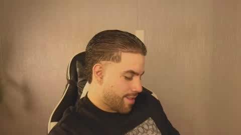 Ades online show from November 9, 12:31 pm