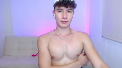 adrian morelli online show from February 22, 9:16 pm