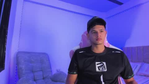 ADRIAN online show from April 14, 7:24 pm