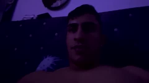 Snapshot of adrian_rae chatting on October 23, 5:00 am online show from October 23, 5:00 am