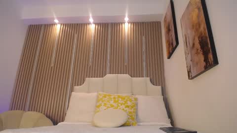 adrianstark_ online show from May 20, 12:34 pm