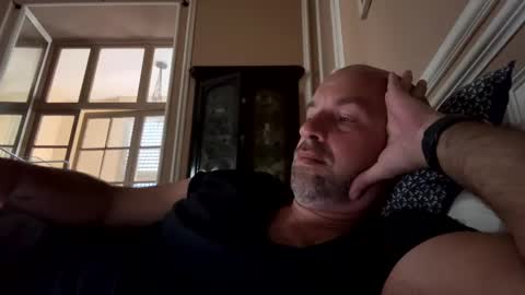 adrienfromparis online show from December 10, 8:19 am