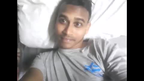 Snapshot of af61746 chatting on December 14, 2:21 pm Angel online show from December 14, 2:21 pm