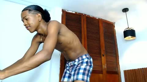 afrowayuu online show from May 14, 6:50 pm