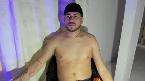 hotchillcouple online show from December 17, 5:14 am