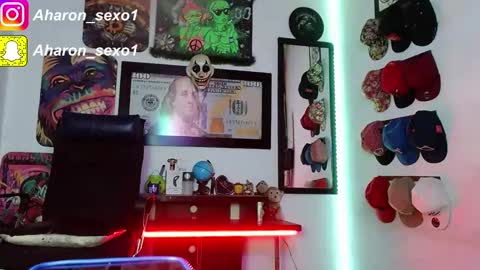 Snapshot of aharon_sexo1 chatting on December 16, 9:20 pm Aharon Zamora online show from December 16, 9:20 pm
