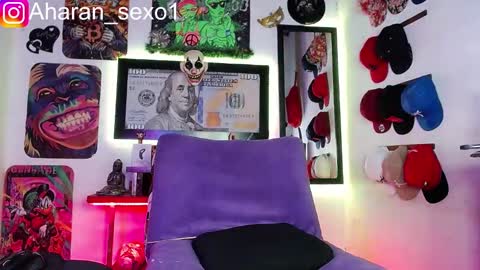 Snapshot of aharon_sexo1 chatting on February 11, 3:29 am Aharon Zamora online show from February 11, 3:29 am