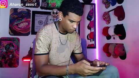 Snapshot of aharon_sexo1 chatting on January 5, 9:25 pm Aharon Zamora online show from January 5, 9:25 pm