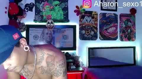 Snapshot of aharon_sexo1 chatting on March 11, 4:54 am Aharon Zamora online show from March 11, 4:54 am