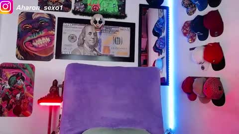 Snapshot of aharon_sexo1 chatting on January 3, 10:29 pm Aharon Zamora online show from January 3, 10:29 pm