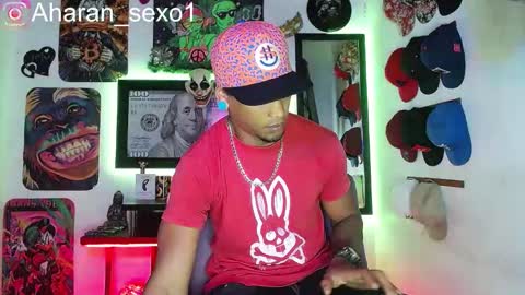 Snapshot of aharon_sexo1 chatting on February 20, 3:01 am Aharon Zamora online show from February 20, 3:01 am