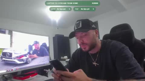 Snapshot of aidenmatthew chatting on October 6, 6:01 pm Aiden online show from October 6, 6:01 pm
