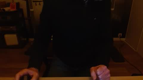 aixcited online show from January 31, 9:35 pm