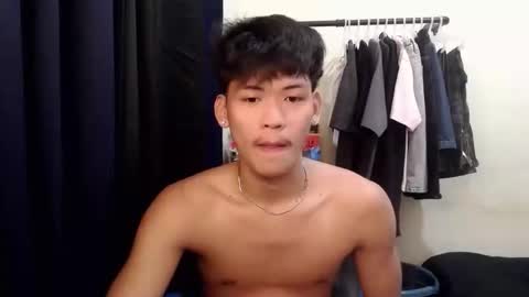 aj_daksxx online show from April 15, 8:47 am