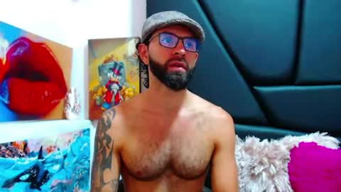 akiles online show from June 30, 11:28 pm