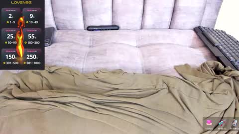 Akira online show from October 9, 12:15 am