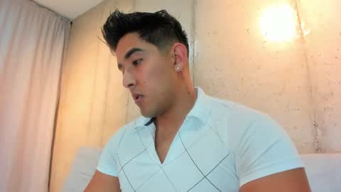 Snapshot of alan_greek_1 chatting on February 8, 3:19 am Alan greek online show from February 8, 3:19 am