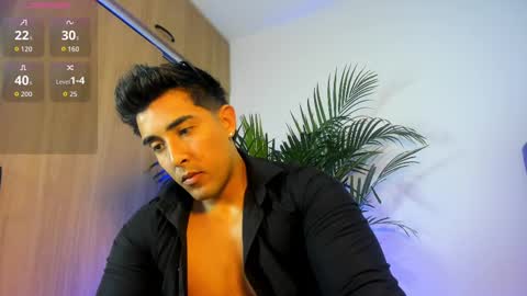 Snapshot of alan_greek_1 chatting on October 5, 3:21 am Alan greek online show from October 5, 3:21 am