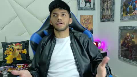 Snapshot of alanvilla_lobo chatting on October 10, 7:29 pm alanvilla_lobo online show from October 10, 7:29 pm