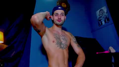 alejo_323__ online show from July 20, 3:45 am