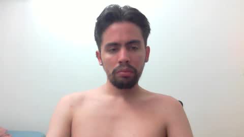 Snapshot of alejo_shy chatting on January 12, 11:15 pm alejo_shy online show from January 12, 11:15 pm