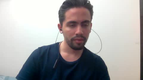 Snapshot of alejo_shy chatting on January 20, 3:26 am alejo_shy online show from January 20, 3:26 am