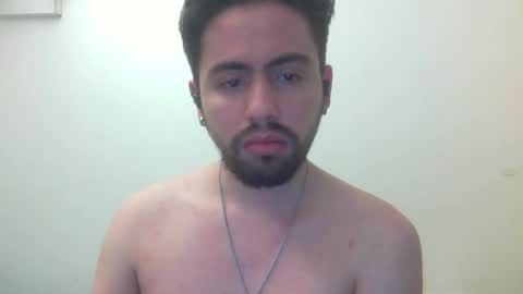 Snapshot of alejo_shy chatting on October 12, 10:48 pm alejo_shy online show from October 12, 10:48 pm