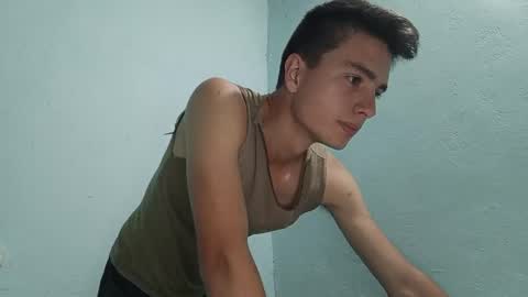 Alejandro online show from December 18, 2:21 am