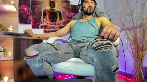 ALESSANDRO  WYE online show from February 5, 11:28 pm