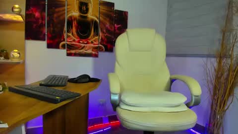 ALESSANDRO  WYE online show from January 20, 6:10 am