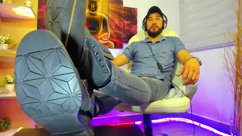 ALESSANDRO  WYE online show from January 21, 2:11 am