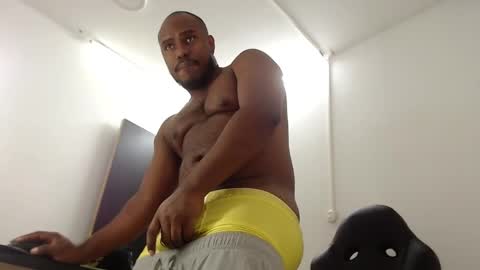 alessandro hamed online show from April 24, 3:58 pm