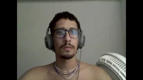 Snapshot of alex_862 chatting on December 31, 5:11 am alex_862 online show from December 31, 5:11 am