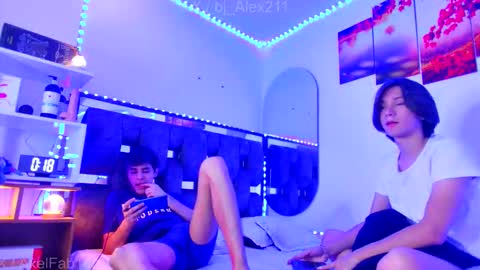 sneider online show from November 5, 9:17 pm