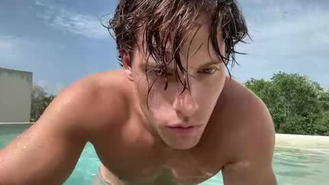 Alex Stone online show from June 4, 8:37 pm