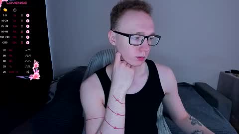 alex_silent online show from January 6, 6:28 am