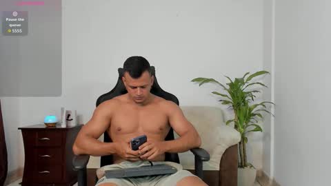 Alex Towers online show from November 1, 8:46 pm