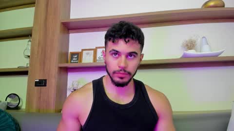 alex_wolf05 online show from March 1, 6:29 pm