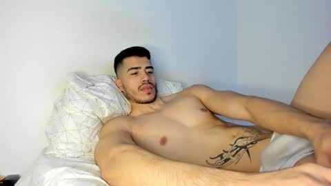 alexander__lips online show from November 15, 7:16 pm