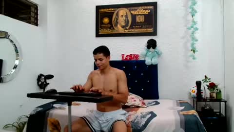 Alexander online show from August 6, 10:38 pm