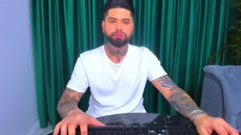 alexandermoris online show from December 17, 10:16 pm